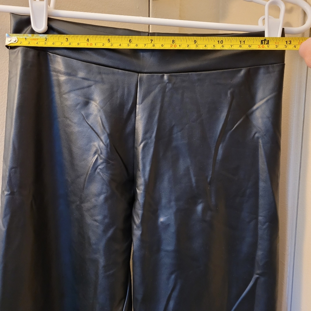 4/$10 Sale! Everbellus Black Faux Leather Leggings Medium
